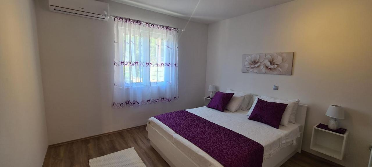 Apartments Helena Ivan Dolac Dış mekan fotoğraf