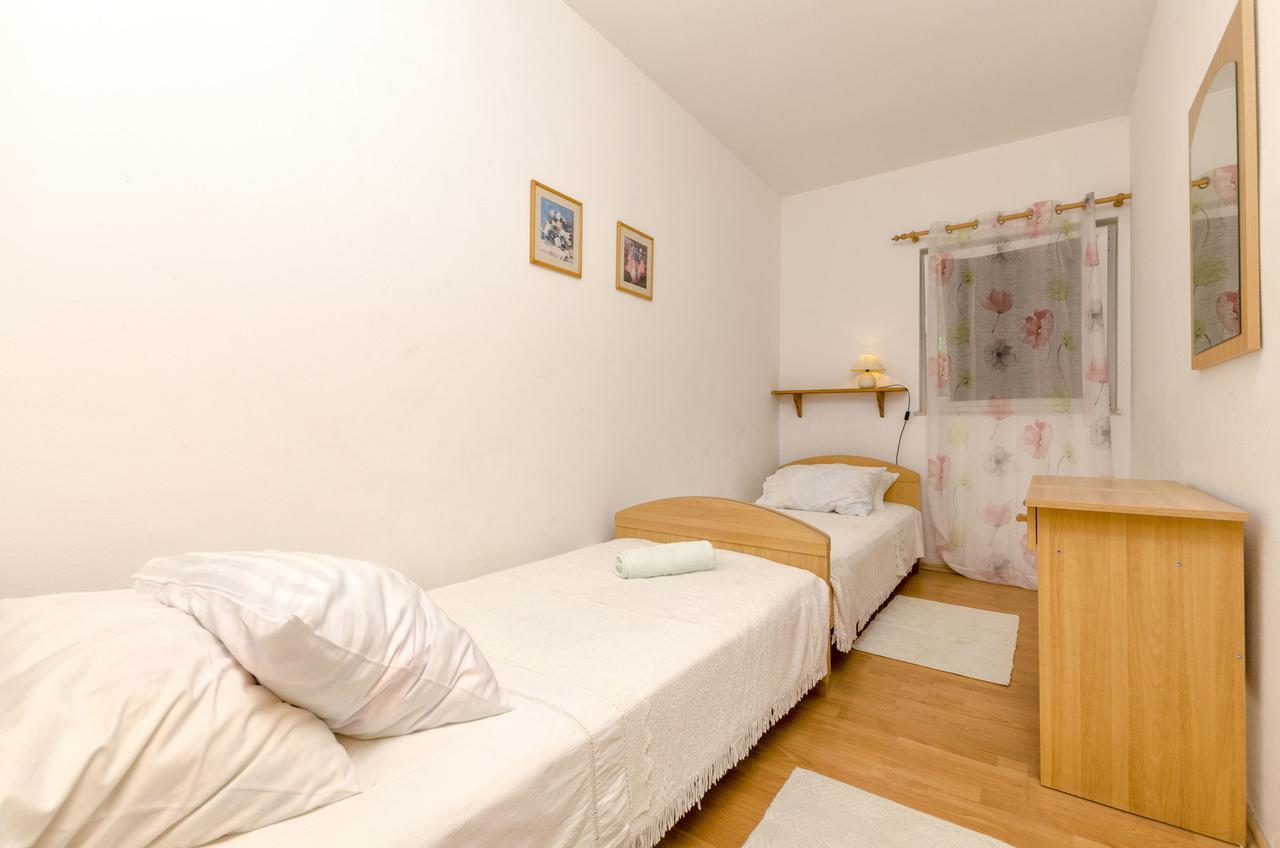 Apartments Helena Ivan Dolac Dış mekan fotoğraf
