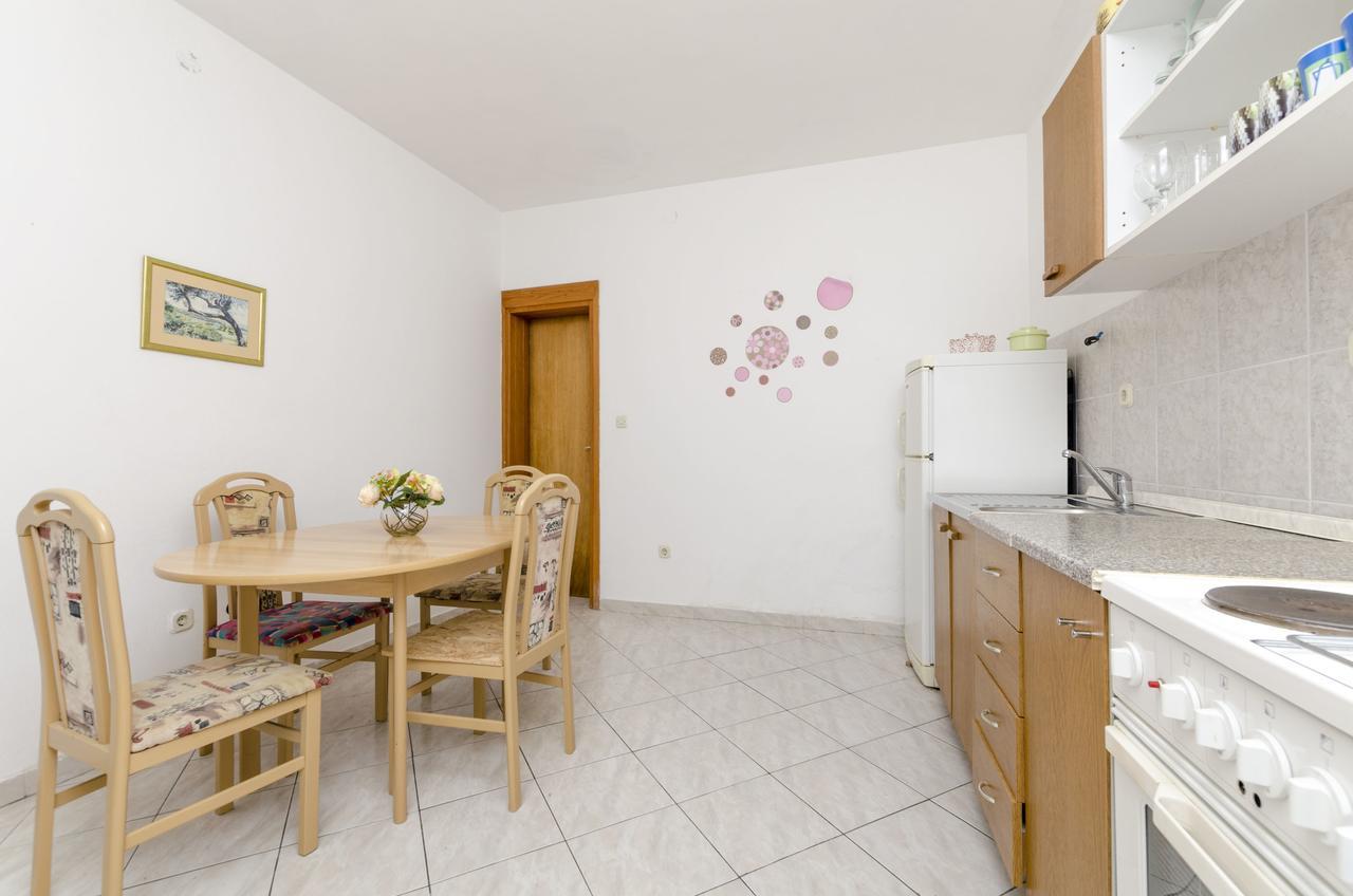Apartments Helena Ivan Dolac Dış mekan fotoğraf